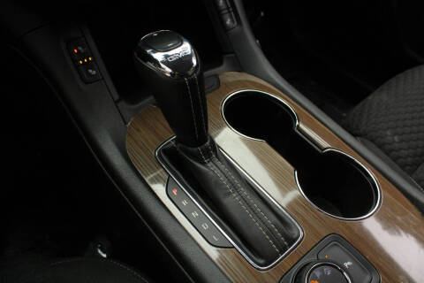 2017 GMC Acadia SLE-2