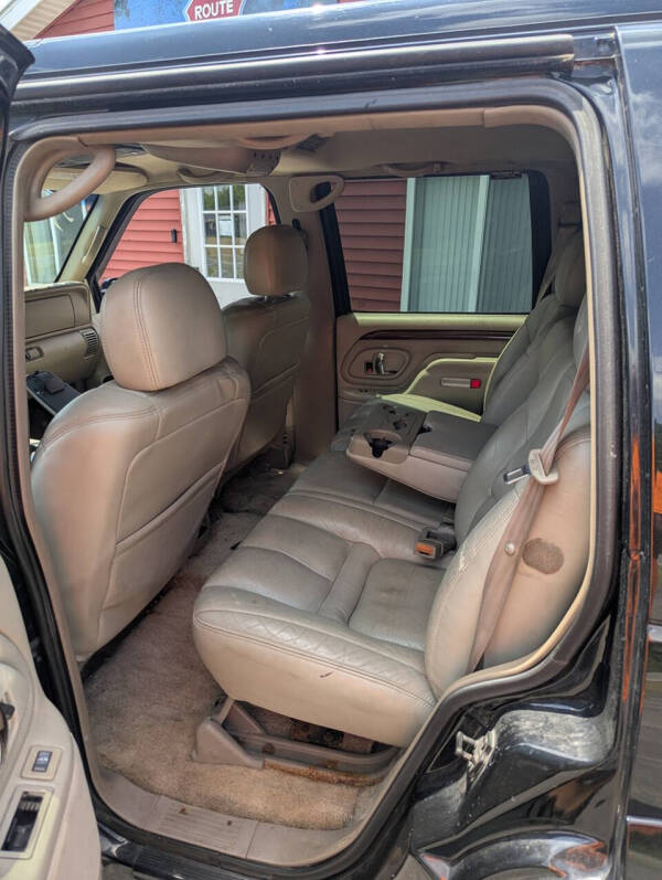 2000 Cadillac Escalade