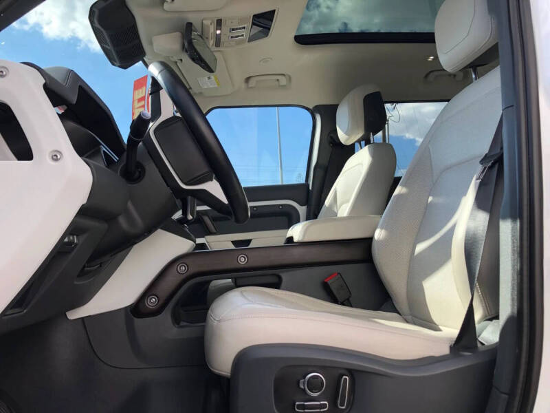 2023 Land Rover Defender 130 First Edition