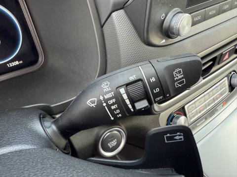 2023 Hyundai Kona Electric SE