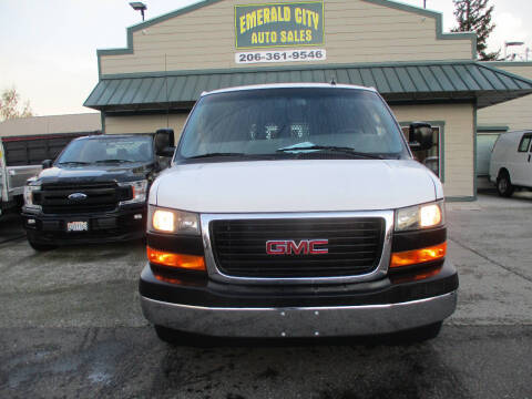 2022 GMC Savana 2500