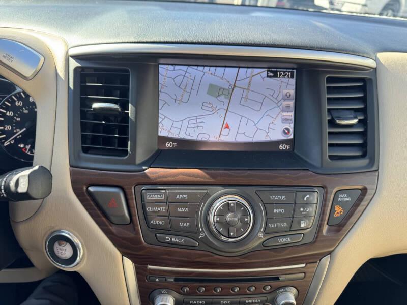 2018 Nissan Pathfinder Platinum