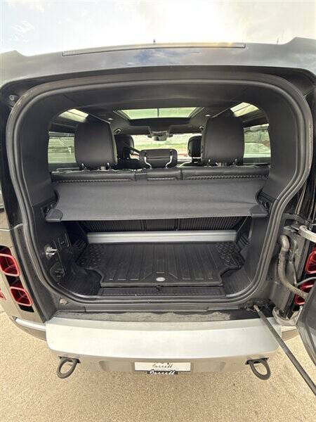 2023 Land Rover Defender 90 S