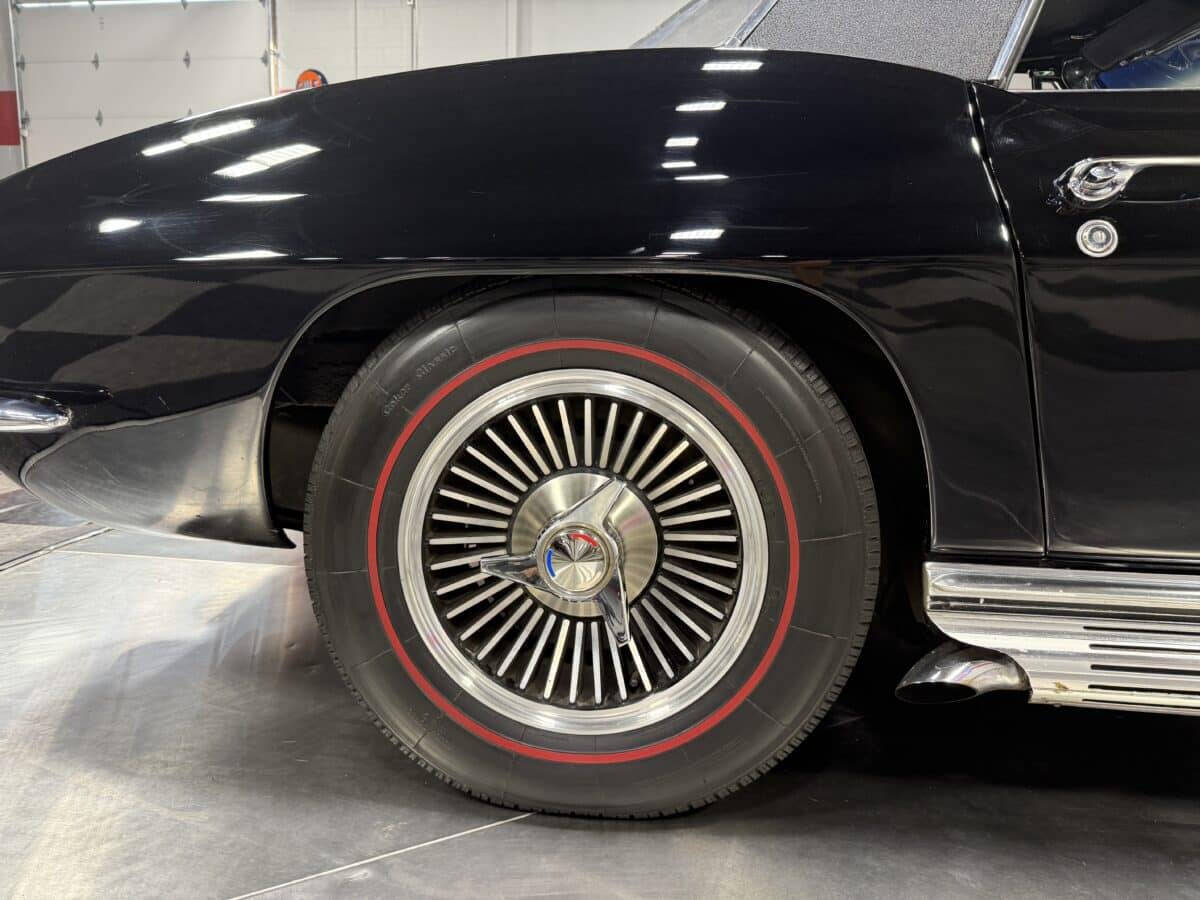 1966 Chevrolet Corvette 109
