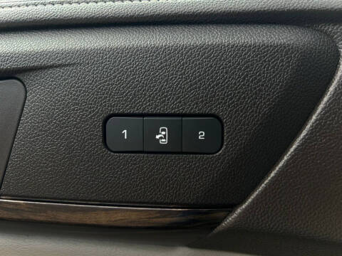 2016 GMC Acadia Denali
