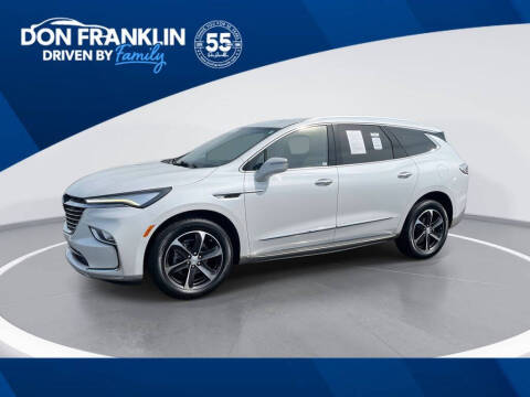 2023 Buick Enclave Essence