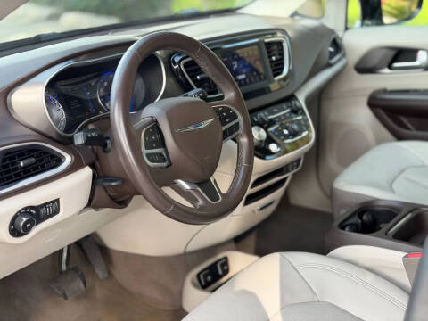 2018 Chrysler Pacifica Touring L