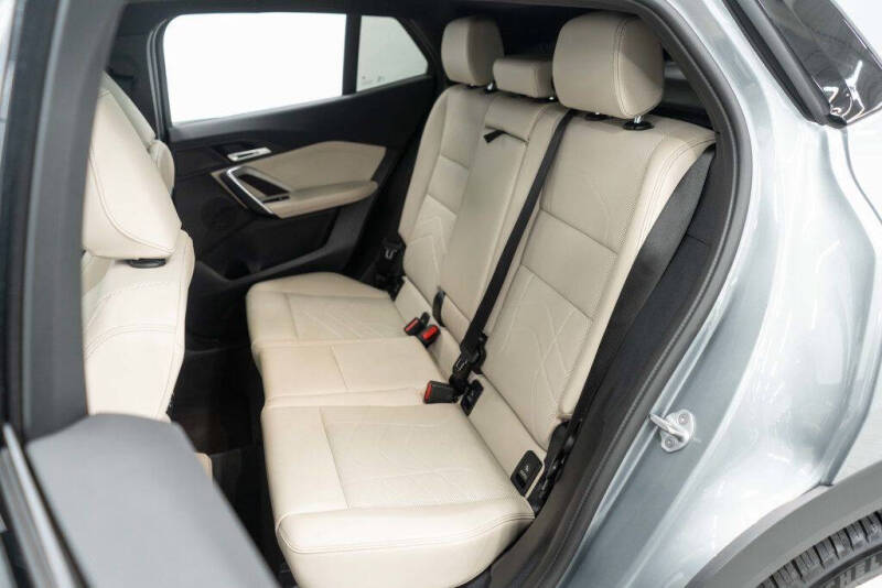 2025 BMW X2 xDrive28i