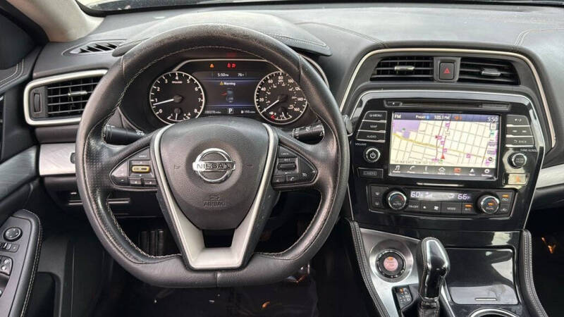 2017 Nissan Maxima