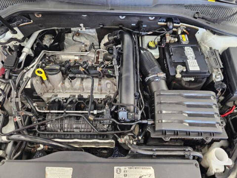 2019 Volkswagen Golf SE