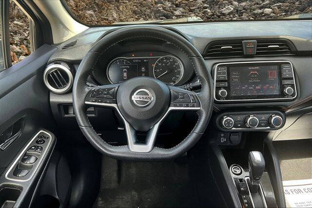 2021 Nissan Versa SR