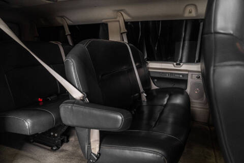 2010 Ford E-Series E-350 SD XLT