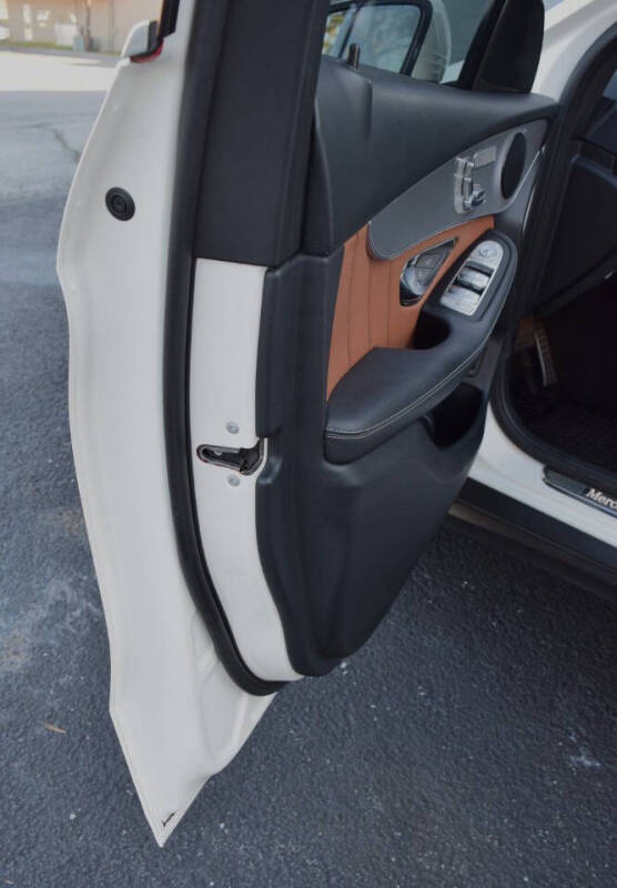 2020 Mercedes-Benz GLC GLC 300 4MATIC