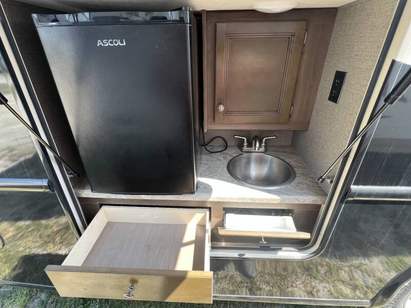 2021 Thor Motor Coach Windsport 34J