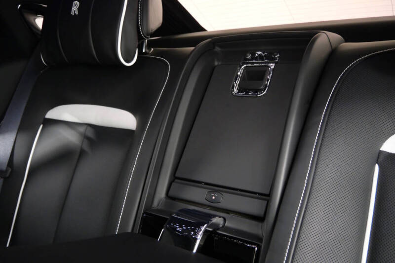 2024 Rolls-Royce Ghost EWB