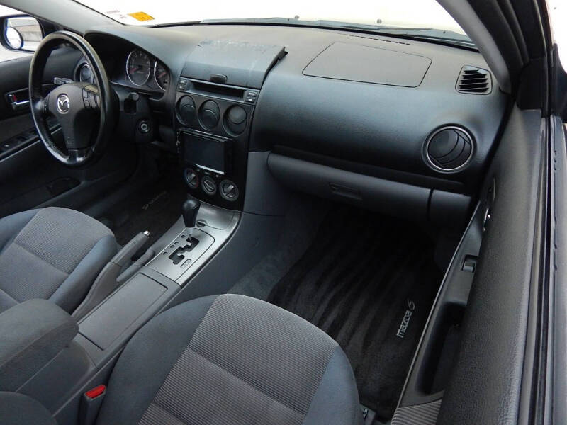 2004 Mazda MAZDA6 i