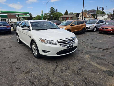 2011 Ford Taurus SEL