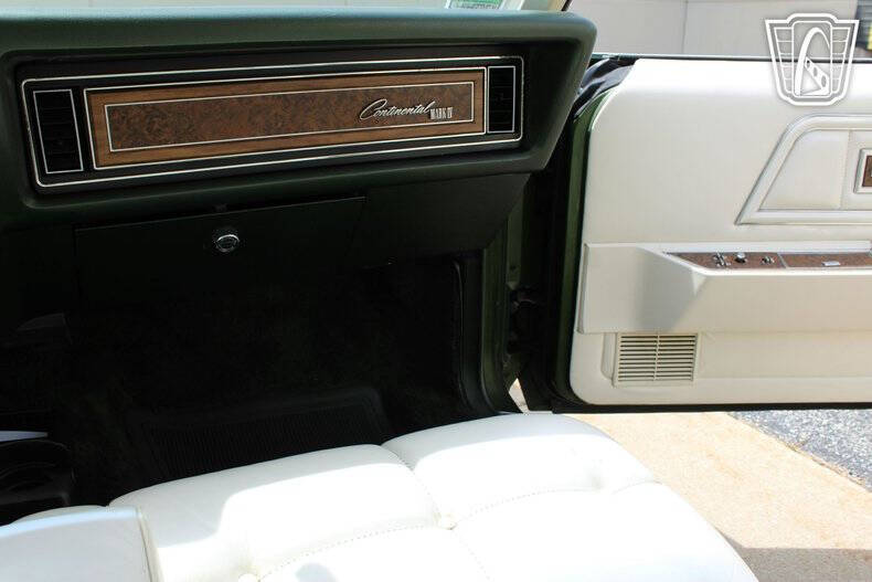 1972 Lincoln Continental