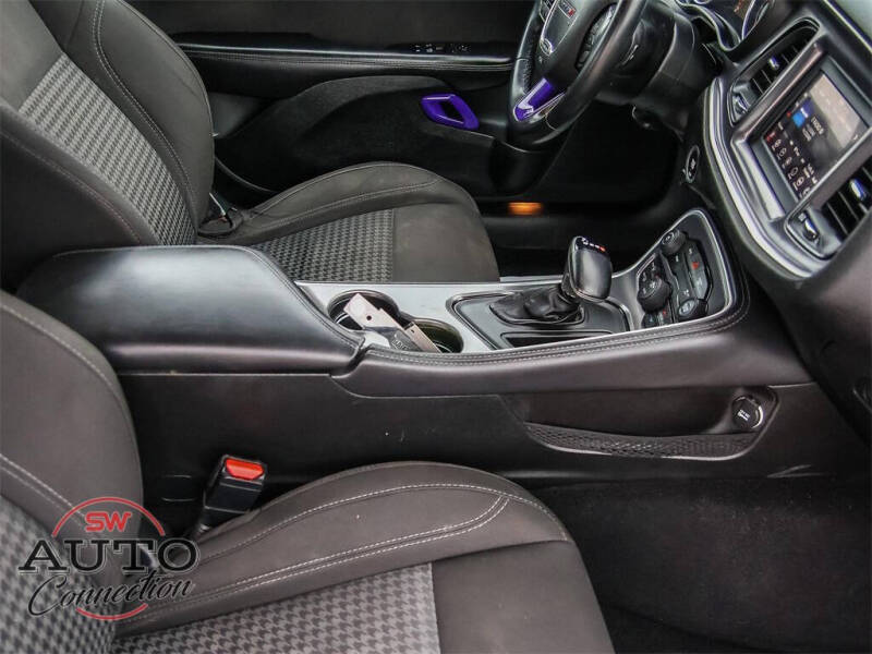 2020 Dodge Challenger SXT