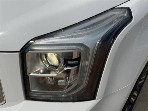 2017 GMC Yukon XL Denali