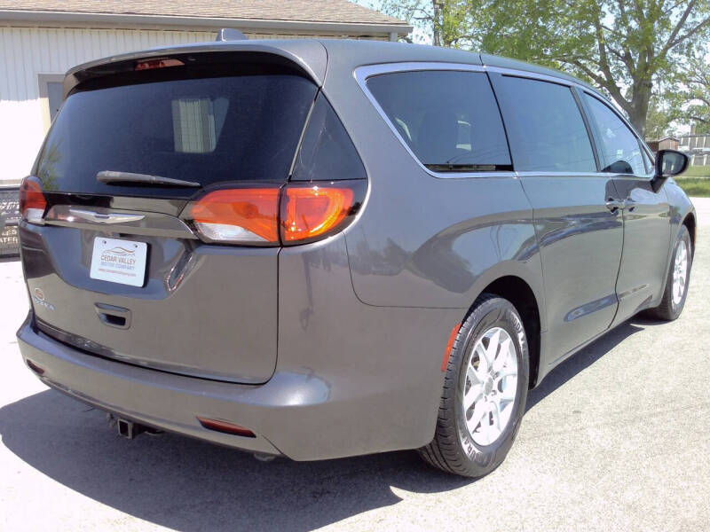 2017 Chrysler Pacifica Touring
