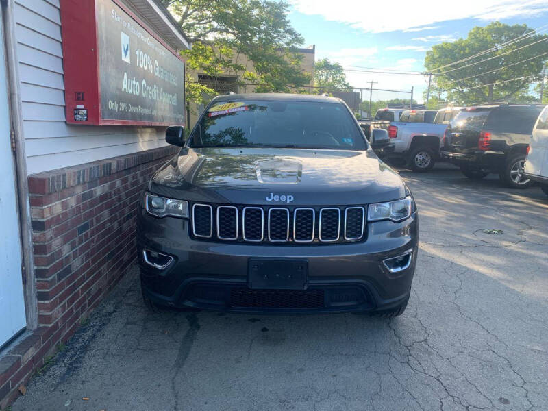 2018 Jeep Grand Cherokee Laredo E