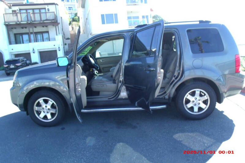 2009 Honda Pilot Touring w/Navi w/DVD