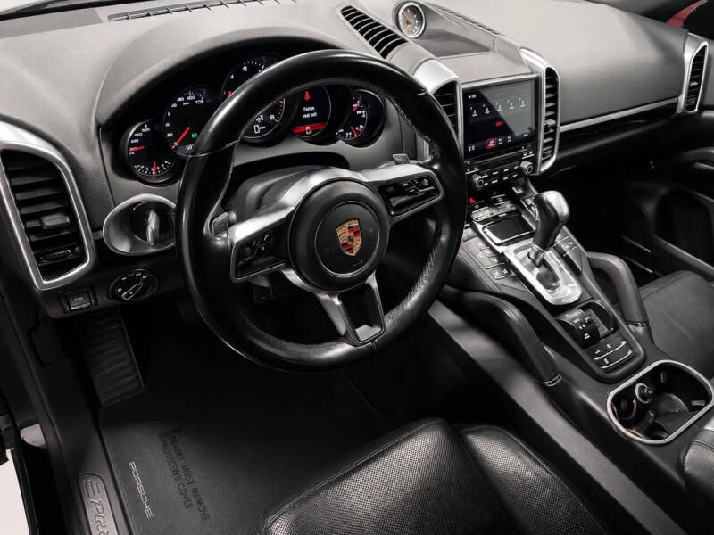 2017 Porsche Cayenne