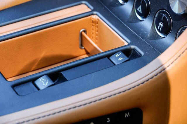 2008 Aston Martin V8 Vantage Roadster
