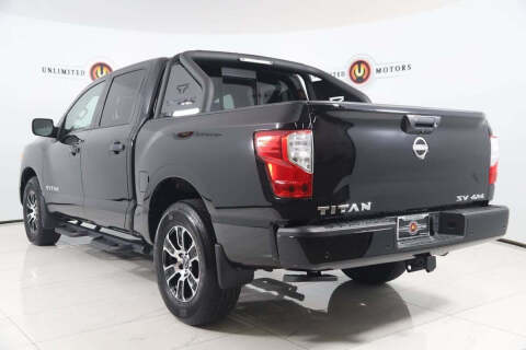 2023 Nissan Titan SV