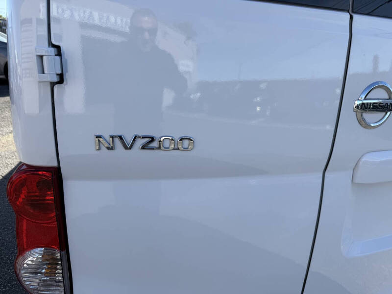 2020 Nissan NV200 SV