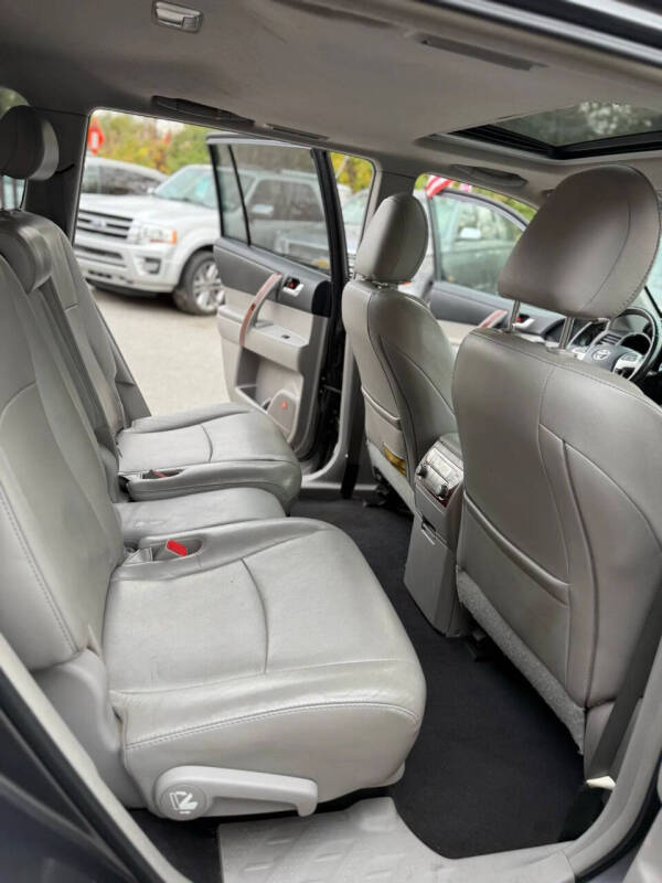 2011 Toyota Highlander Limited