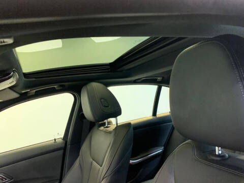 2023 BMW 3 Series 330i xDrive