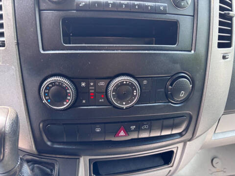 2012 Mercedes-Benz Sprinter 2500