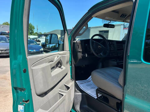 2019 Chevrolet Express LS 3500