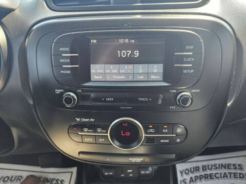 2017 Kia Soul +