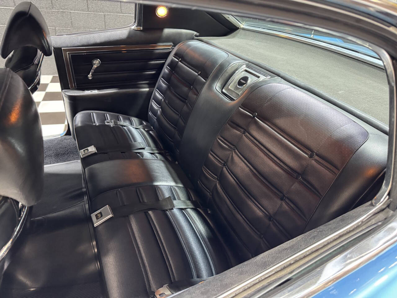 1966 Chevrolet Caprice 38