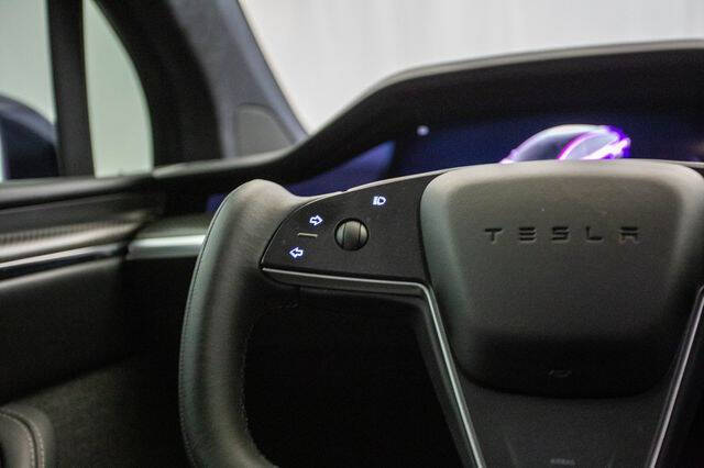 2022 Tesla Model X Plaid