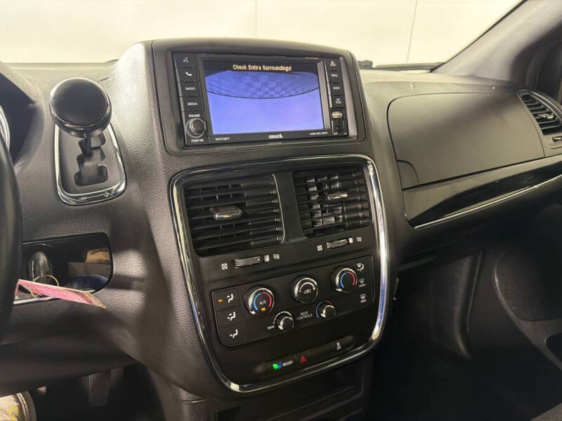 2020 Dodge Grand Caravan SE