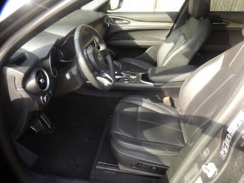 2023 Alfa Romeo Stelvio Ti