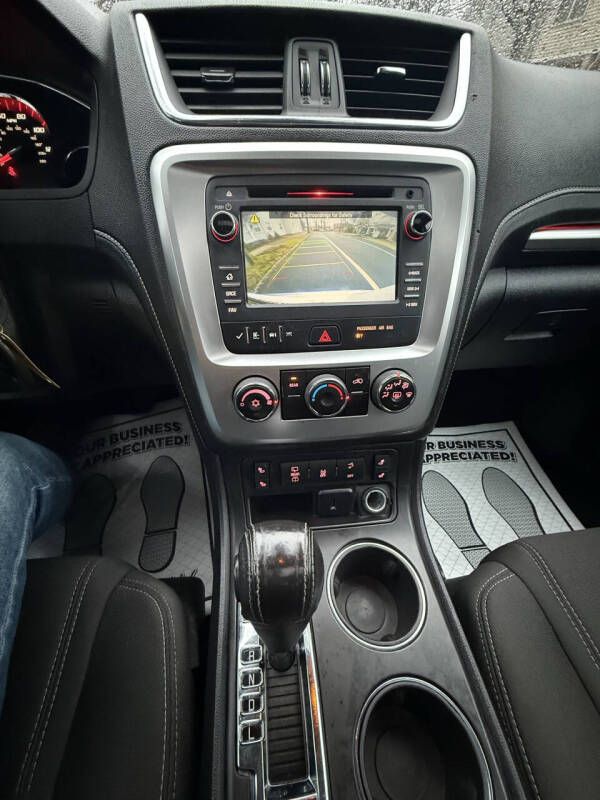 2016 GMC Acadia SLE-2