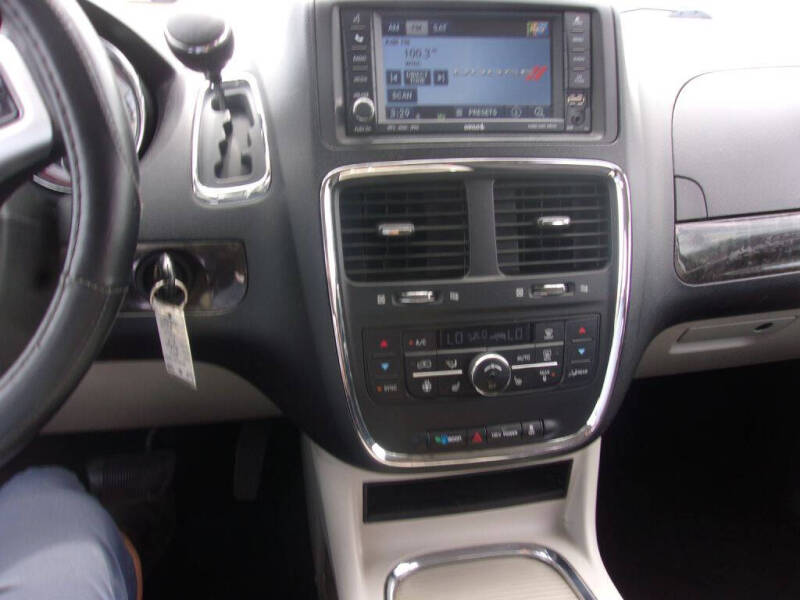 2011 Dodge Grand Caravan Crew