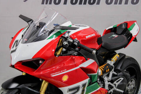 2023 Ducati Panigale V2