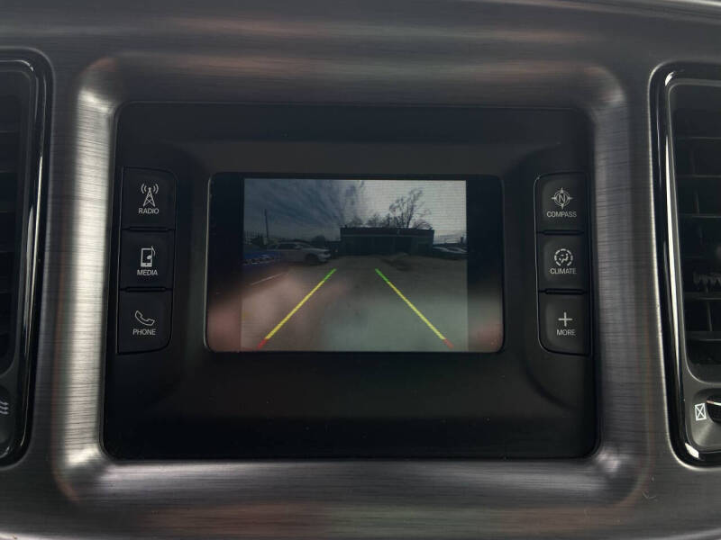 2017 Dodge Challenger SXT