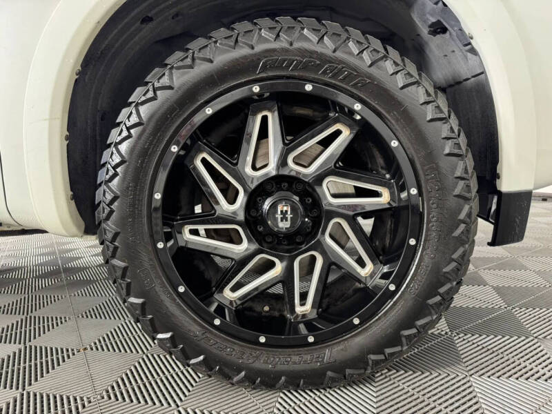 2013 Nissan Armada Platinum