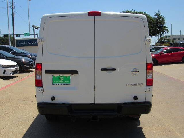 2019 Nissan NV 2500 HD SV