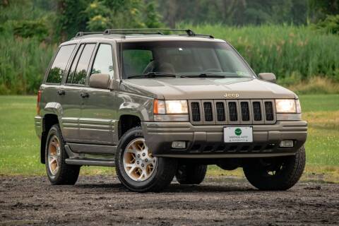 1996 Jeep Grand Cherokee for sale at Vantage Auto Group - Vantage Auto Wholesale in Moonachie NJ