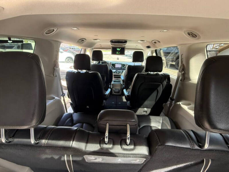 2018 Chrysler Pacifica Touring L