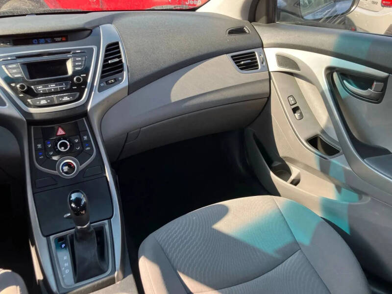 2016 Hyundai Elantra