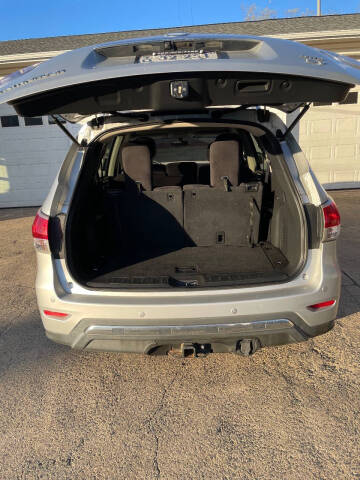 2013 Nissan Pathfinder SV